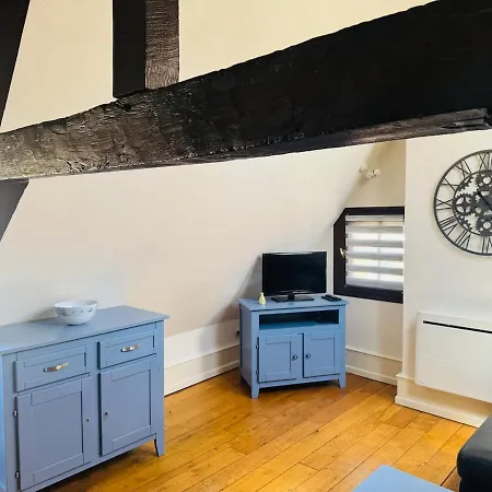 Appartement Meuble Au Coeur De La Cite Vauban